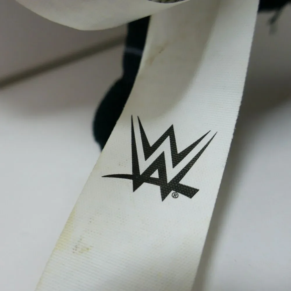 WWE Hollywood Hulk Hogan 2024 Walmart Exclusive Plush Scarf comes off